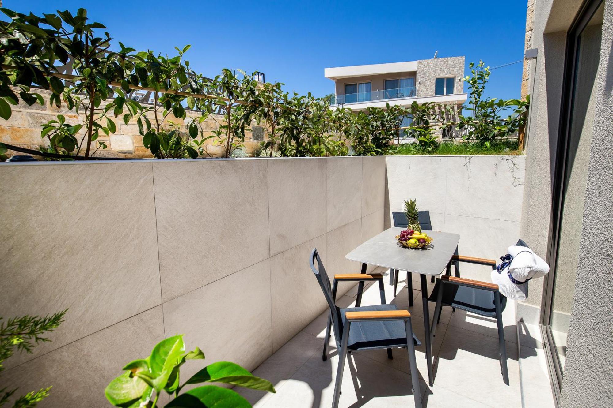 Vlashi Apartments Limenária Eksteriør bilde