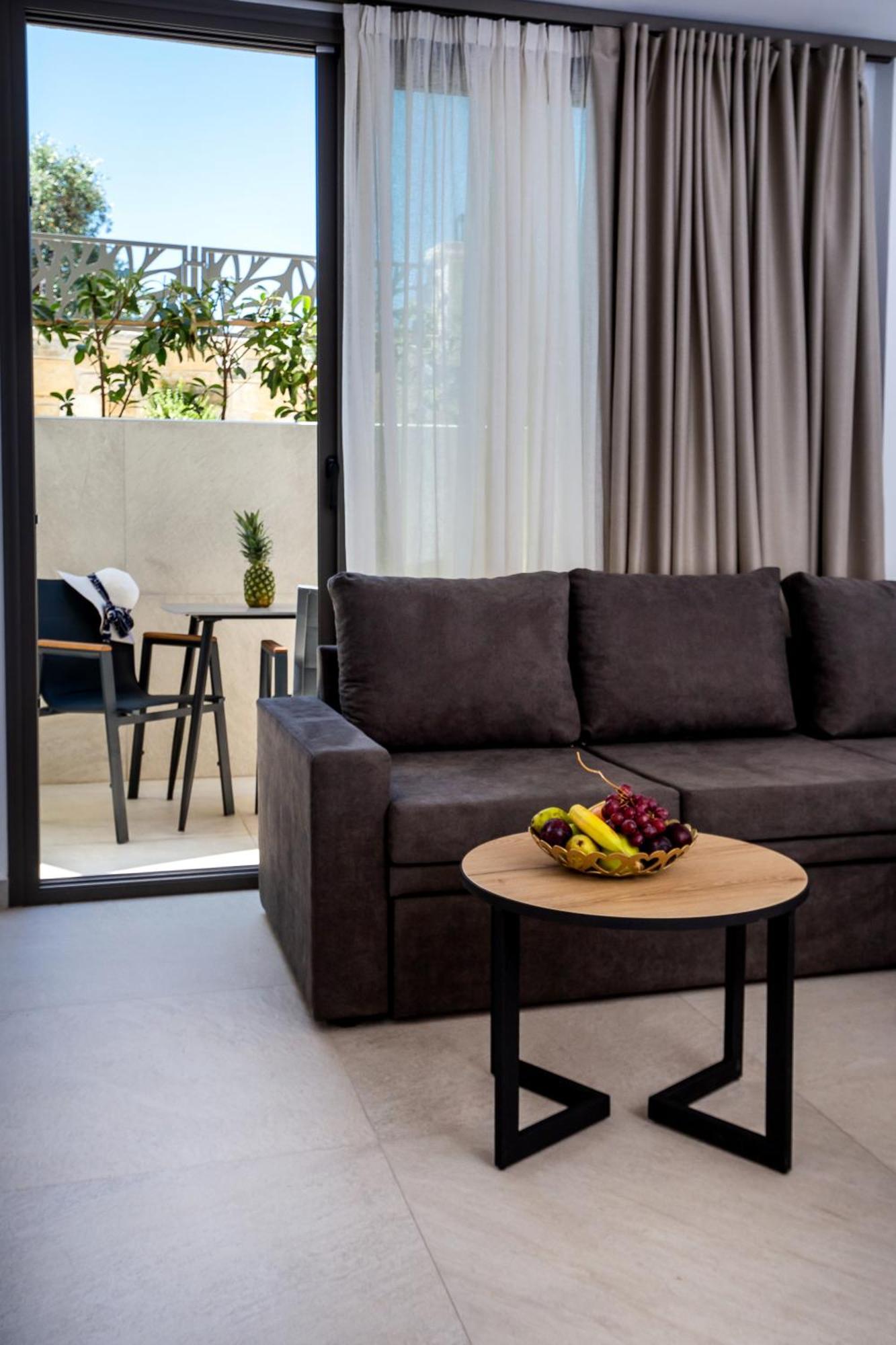 Vlashi Apartments Limenária Eksteriør bilde