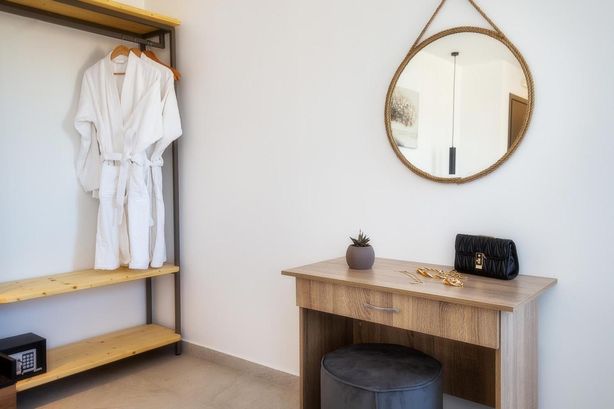 Vlashi Apartments Limenária Eksteriør bilde