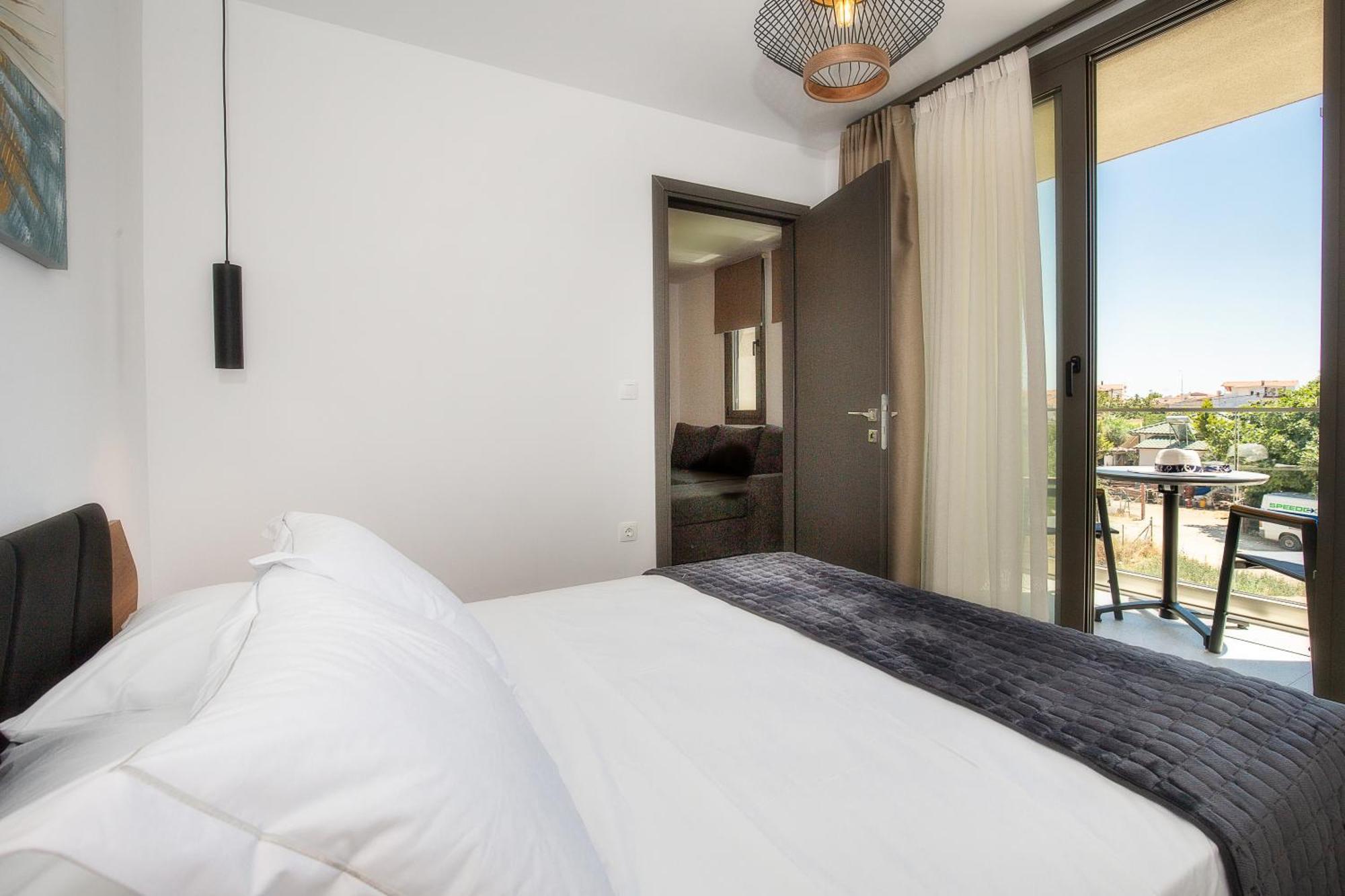 Vlashi Apartments Limenária Eksteriør bilde
